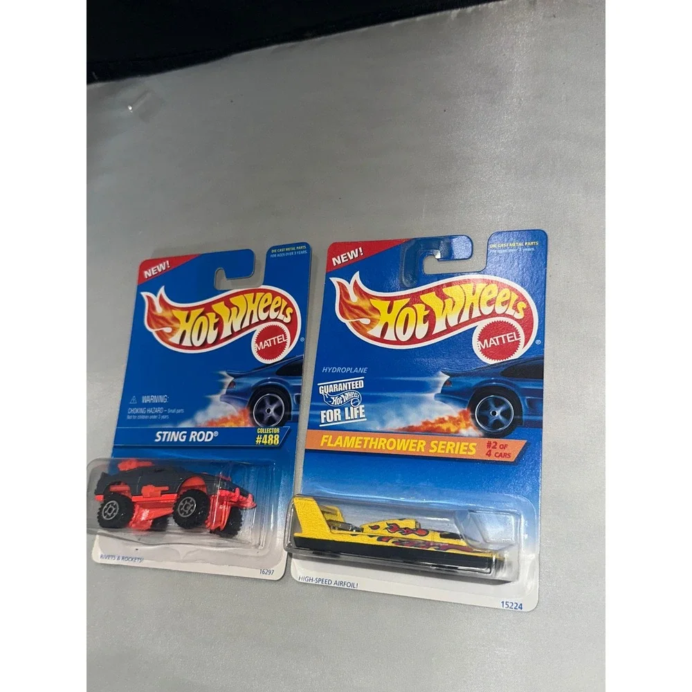 Hot Wheels Vintage Sting Rod #488 and Hydroplane #385 Flamethrower Series Lot